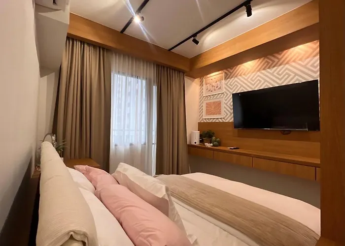 Lemmon's Casita Manila